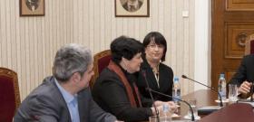 Президент-Шарън Бъроу-среща