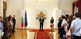 Президент-ученици-среща