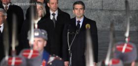 Президентът Росен Плевнелиев участва в тържествената заря-проверка в столицата по случай националния празник 3 март и 135-годишнината от Освобождението на България