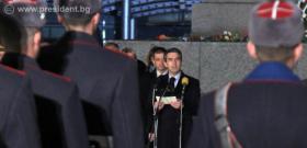 Президентът Росен Плевнелиев участва в тържествената заря-проверка в столицата по случай националния празник 3 март и 135-годишнината от Освобождението на България