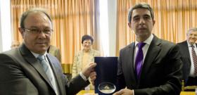 Президентът Росен Плевнелиев посети институтите по математика и информатика и информационни и комуникационни технологии при БАН.