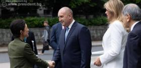 С принцеса Такамадо, член на императорското семейство