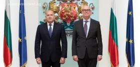 Артур ден Хартог – посланик на Кралство Нидерландия