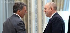 С бившия министър-председател на Италия Матео Ренци