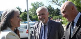 Вицепрезидентът Маргарита Попова се включи в благотворителната кампания в подкрепа на Станислав Малчев от разградската езикова гимназия