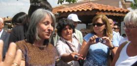 21 май 2013 г., Одрин. Вицепрезидентът Маргарита Попова присъства на празничния водосвет и освещаването на камбаната на българския православен храм „Св. Св. Константин и Елена“ в Одрин.