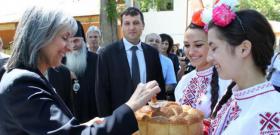 Вицепрезидентът Маргарита Попова даде начало на събора „Дни на предците“ в старопрестолния град Плиска.