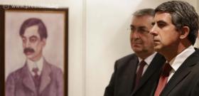 Президентът Росен Плевнелиев участва в тържествената заря-проверка в Пловдив по случай 129-годишнината от Съединението на Княжество България и Източна Румелия.