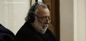 Подготовката и заснемането на Новогодишното обръщение на президента Росен Плевнелиев от екипите на БНТ и БНР.