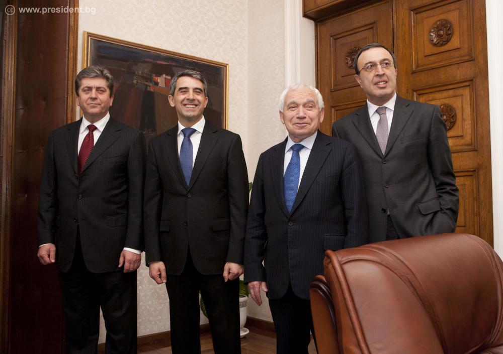 22 януари 2013 г., По повод първата годишнина от встъпването му в длъжност  гости на президента Росен Плевнелиев бяха президентите на България от 1990  година насам.