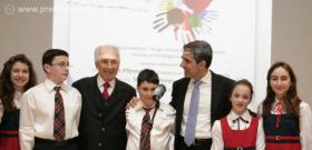 Президентът Росен Плевнелиев и израелският държавен глава Шимон Перес участваха днес в официалната церемония в Европейския парламент в Брюксел, с която бе отбелязана 70-годишнината от спасяването на българските евреи през Втората световна война.