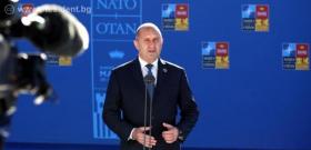 Президентът Румен Радев ръководи българската делегация за участие в срещата на върха на държавните и правителствените ръководители на страните от НАТО, която се провежда в Мадрид, Кралство Испания, от 28 до 30 юни. 