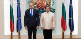 Франк Р. Симафранка – посланик на Република Филипини