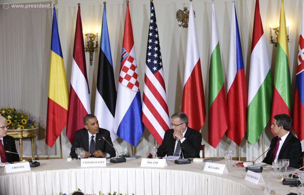 политические новости в болгарии?. сша болгария. демонстрации в болгарии. сша болгария. болгария и сша.