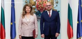 С Раймондс Янсонс – посланик на Република Латвия 