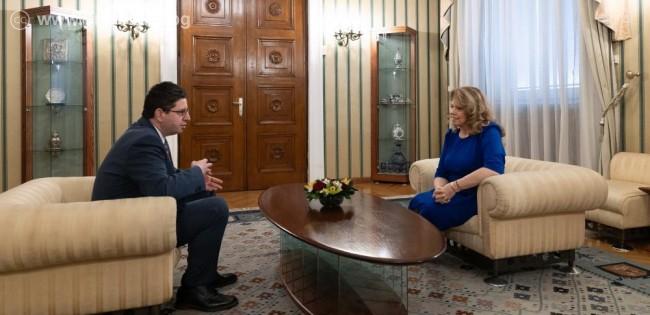 С подуправителя на БНБ Петър Чобанов